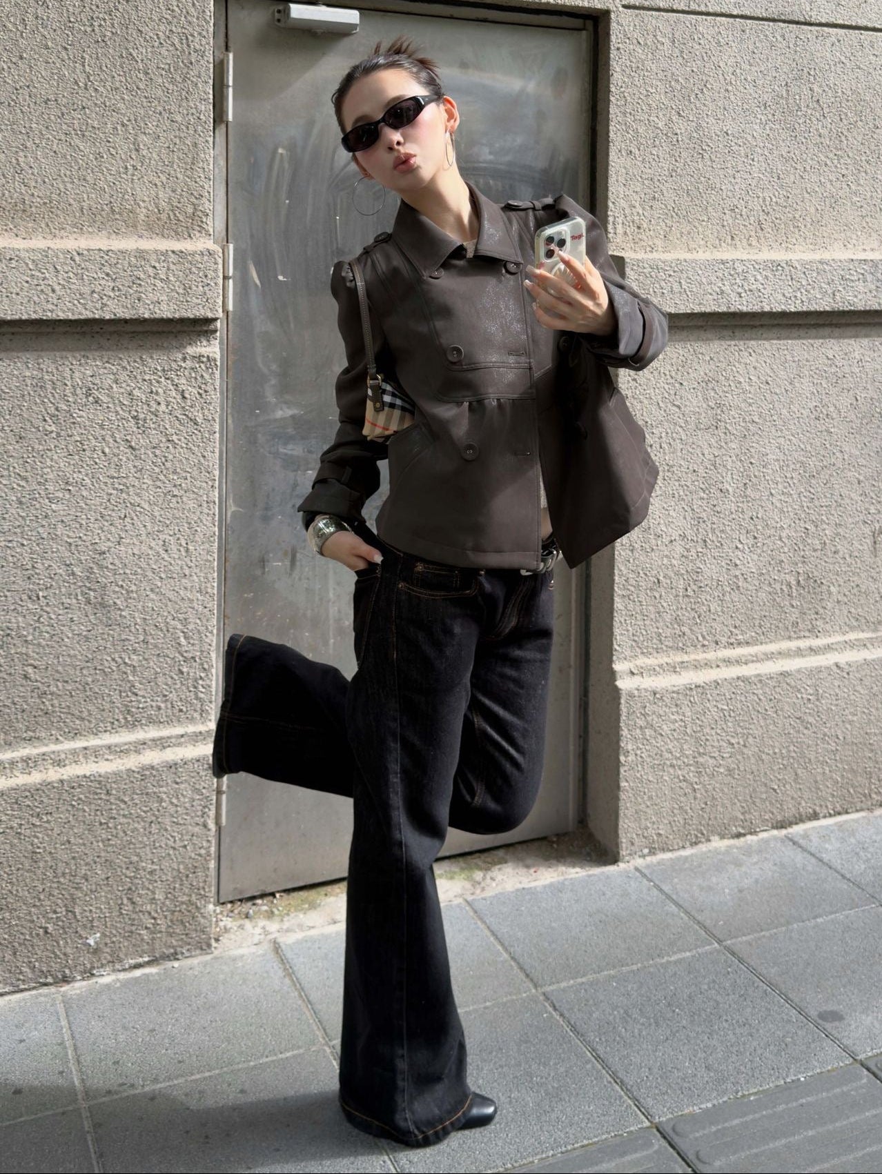 Mocha Cocoa Double-Breasted Cropped Jacket Casual Chic Streetwear Look