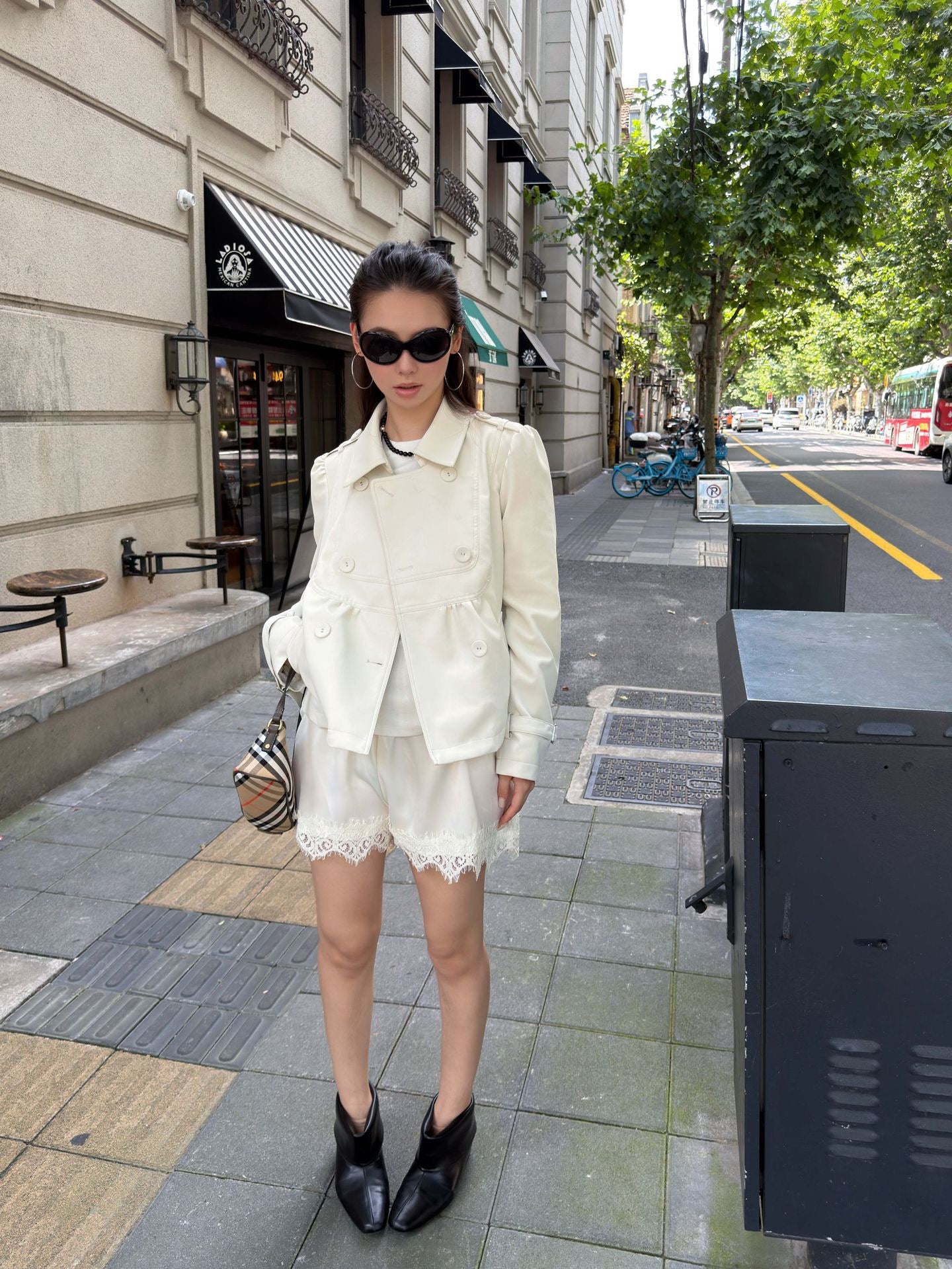 Ivory Cream Double-Breasted Cropped Jacket with Structured Silhouette