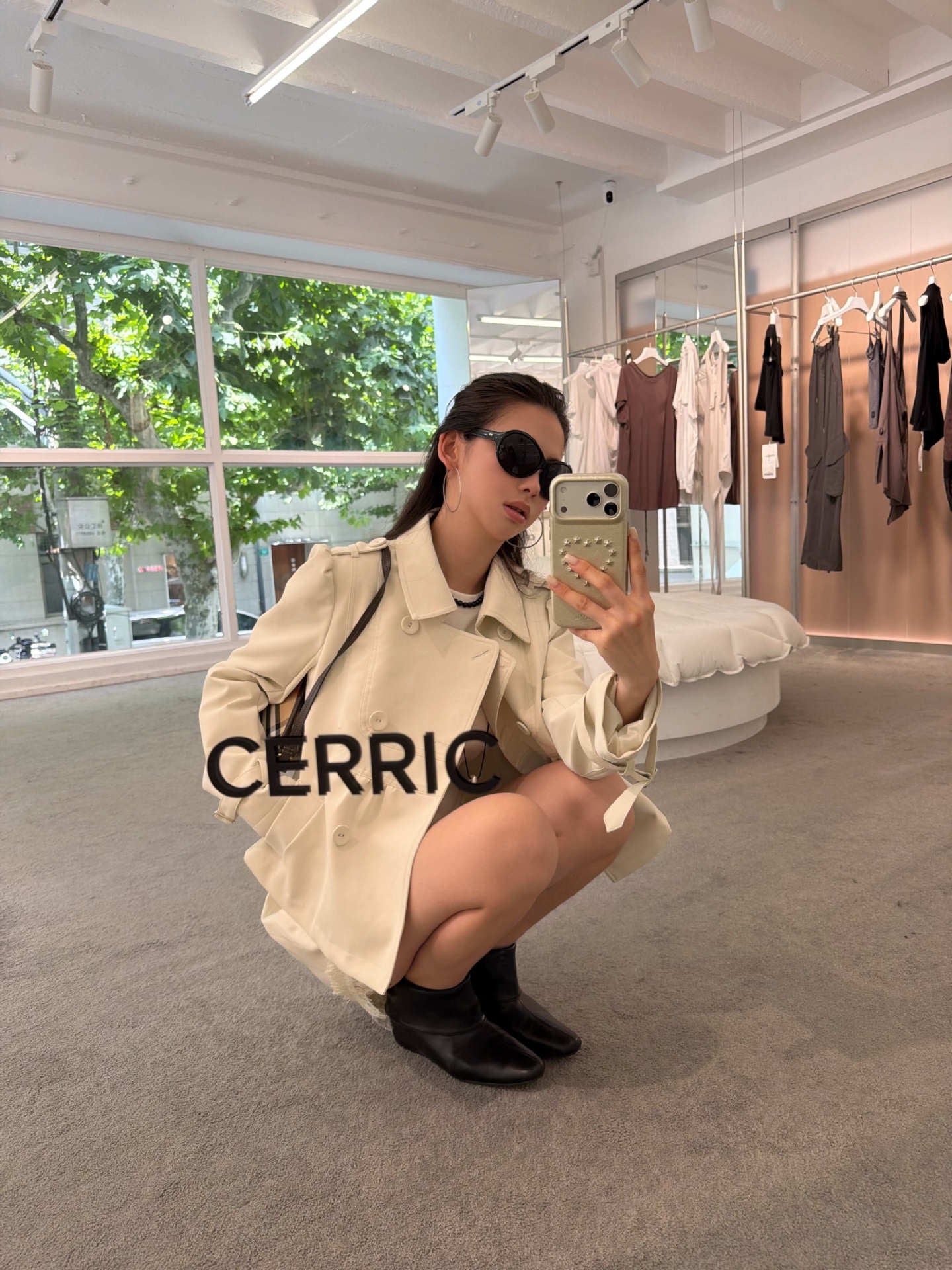 Ivory Cream Double-Breasted Cropped Jacket Elegant Casual Streetwear Look