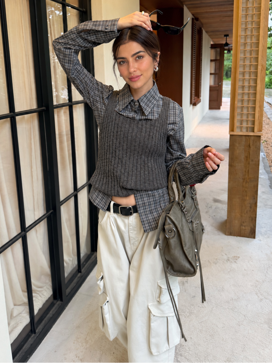 Fitted Collared Long Sleeve Shirt in Charcoal Plaid – front layered styling