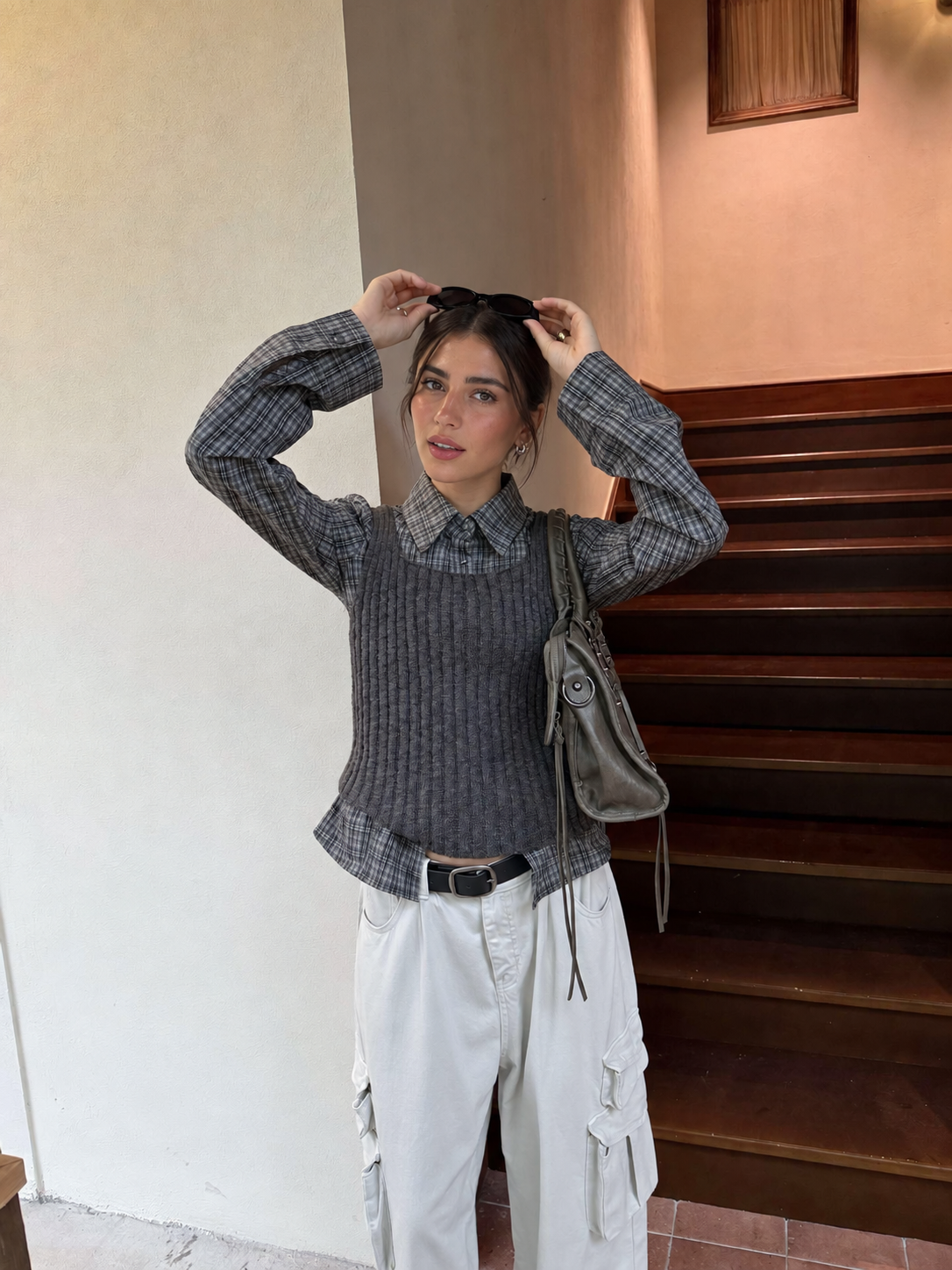 Fitted Collared Long Sleeve Shirt in Charcoal Plaid – front view with wide cuffs